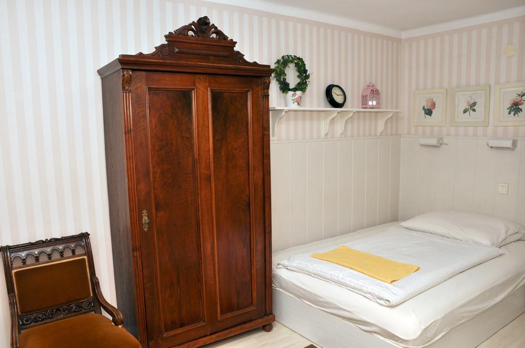 ليوشميش Ida Rooms الغرفة الصورة