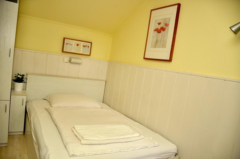 ليوشميش Ida Rooms الغرفة الصورة
